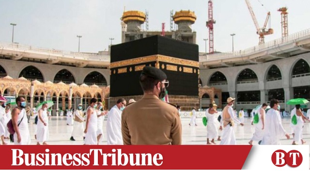 Saudi mulls allowing limited pilgrims from abroad for Hajj