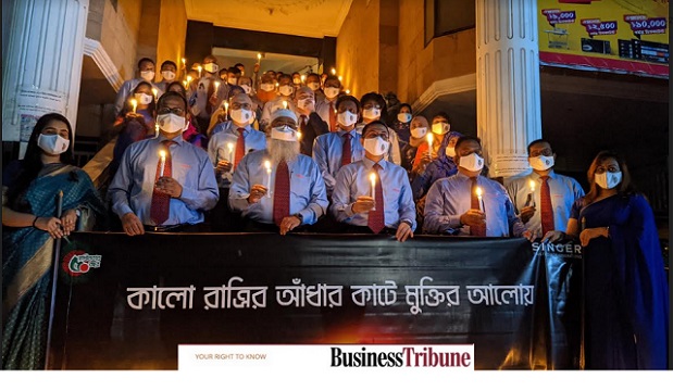 Singer holds candle light vigil in honor of Martyrs on 25 March